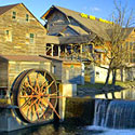mountiantop, pigeon forge cabin rentals, tennessee, luxury cabin rental, gatlinburg, 
gatlinburg, log cabin, lone branch, eagle springs, douglas lake, dollywood, smoky mountains
